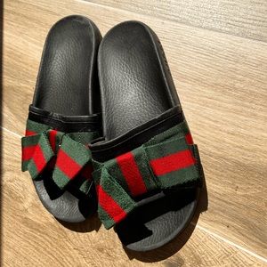 gucci slides